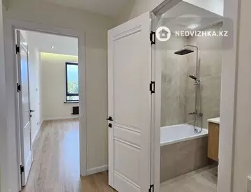 2-комнатная квартира, этаж 4 из 12, 58 м²
