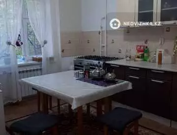 3-комнатная квартира, этаж 2 из 9, 68 м²