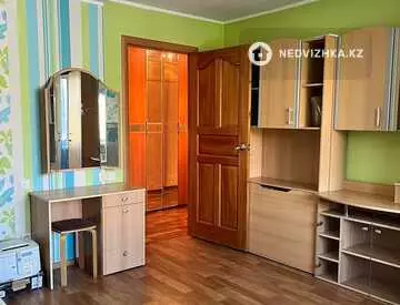 4-комнатная квартира, этаж 5 из 5, 100 м²