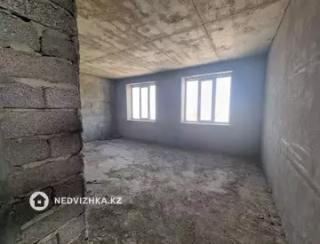3-комнатная квартира, этаж 3 из 9, 130 м²