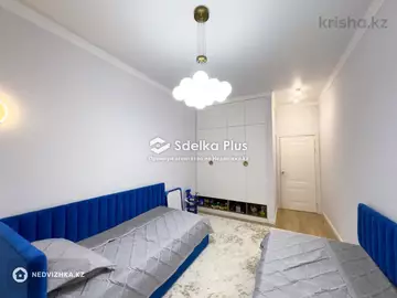 3-комнатная квартира, этаж 2 из 17, 93 м²