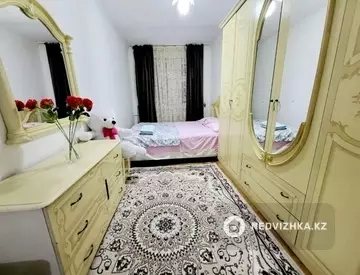 2-комнатная квартира, этаж 5 из 5, 50 м², по часам
