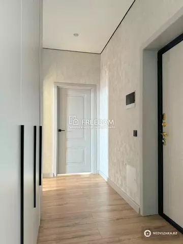 2-комнатная квартира, этаж 5 из 10, 60 м²