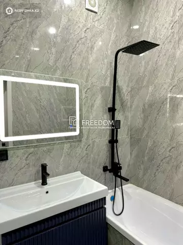 2-комнатная квартира, этаж 5 из 10, 60 м²