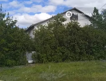 4-комнатная часть дома, 9 соток, 64 м²