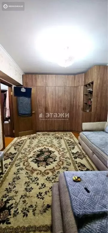 1-комнатная квартира, этаж 2 из 5, 33 м²