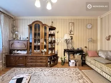 2-комнатная квартира, этаж 2 из 5, 52 м²