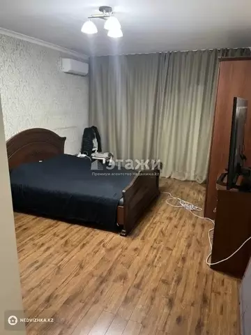 4-комнатная квартира, этаж 2 из 5, 110 м²