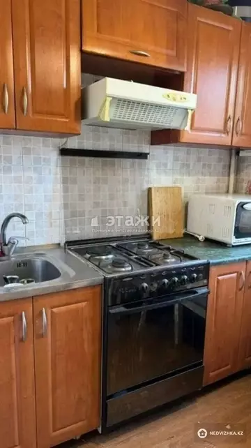 2-комнатная квартира, этаж 3 из 5, 43 м²