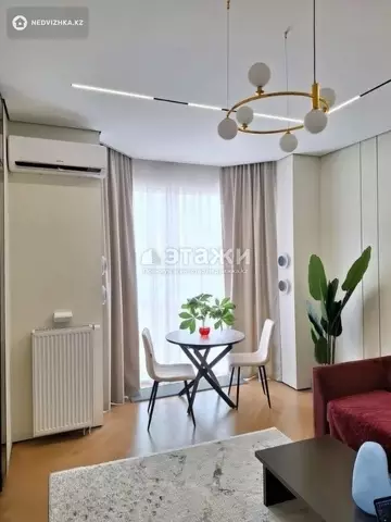 2-комнатная квартира, этаж 3 из 21, 50 м², на длительный срок
