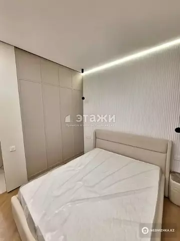 2-комнатная квартира, этаж 3 из 21, 50 м², на длительный срок
