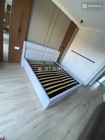 2-комнатная квартира, этаж 3 из 12, 50 м², на длительный срок