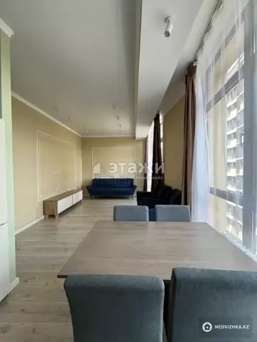 2-комнатная квартира, этаж 7 из 13, 63 м², на длительный срок