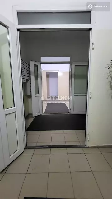 4-комнатная квартира, этаж 2 из 13, 125 м²