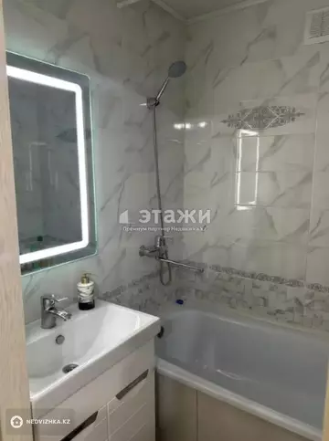 2-комнатная квартира, этаж 4 из 5, 59 м²