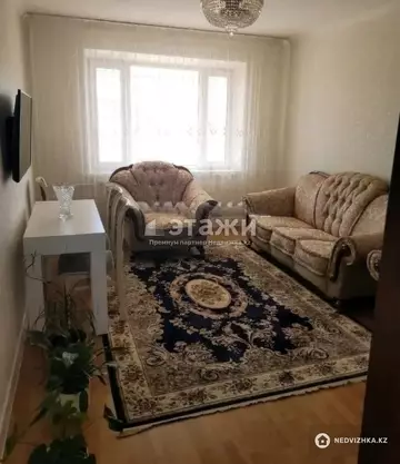 3-комнатная квартира, этаж 4 из 5, 62 м²
