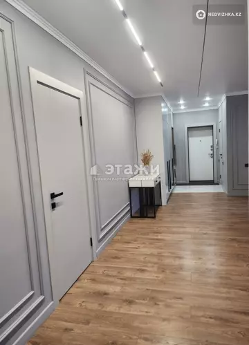 4-комнатная квартира, этаж 8 из 9, 105 м²