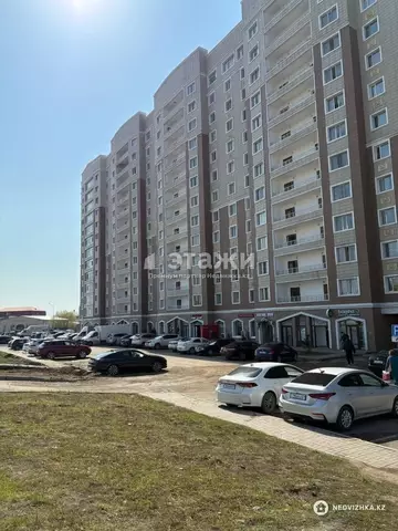 4-комнатная квартира, этаж 4 из 13, 107 м²
