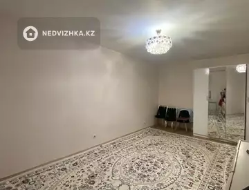 1-комнатная квартира, этаж 3 из 4, 42 м²