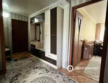 2-комнатная квартира, этаж 4 из 5, 52 м²