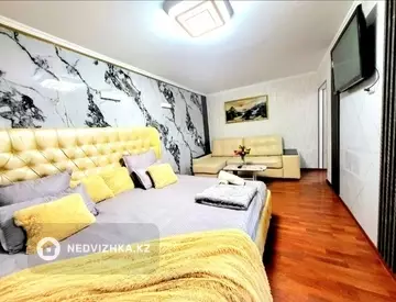 1-комнатная квартира, этаж 5 из 5, 40 м², по часам