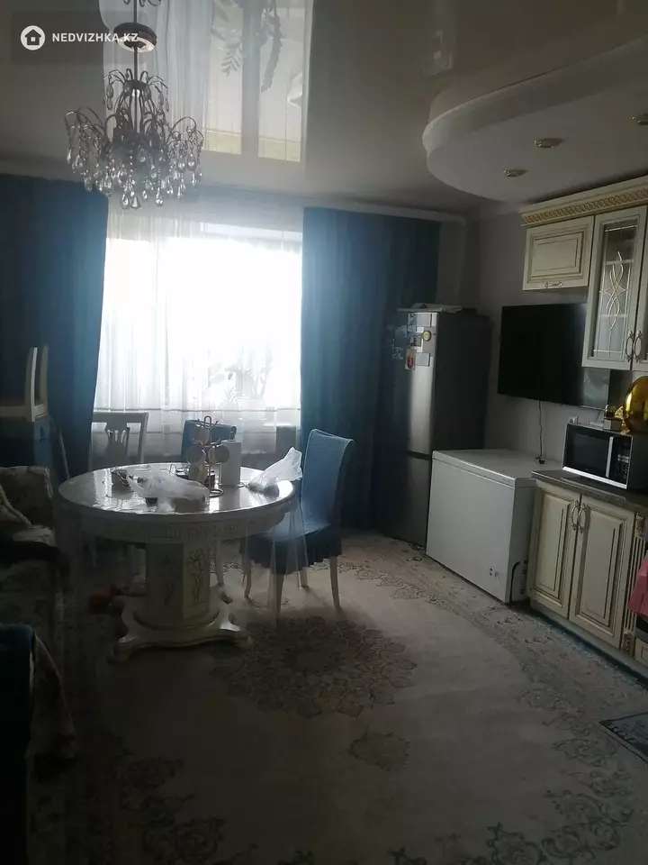 65 м², 3-комнатная квартира, этаж 2 из 9, 65 м², изображение - 1