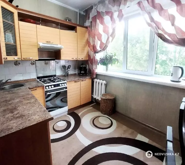 70.7 м², 3-комнатная квартира, этаж 3 из 5, 71 м², изображение - 1
