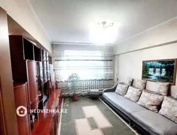 3-комнатная квартира, этаж 3 из 5, 71 м²