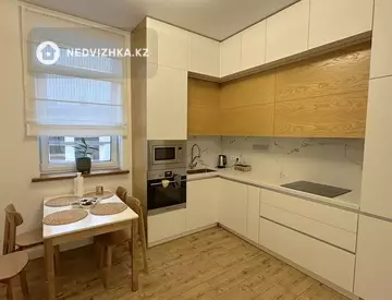 4-комнатная квартира, этаж 6 из 8, 138 м²