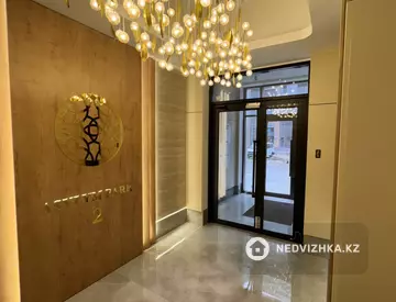 2-комнатная квартира, этаж 2 из 9, 65 м², на длительный срок