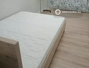 3-комнатная квартира, этаж 2 из 12, 84 м², на длительный срок