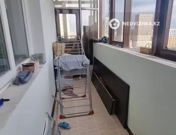 4-комнатная квартира, этаж 12 из 18, 168 м²