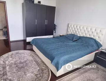 4-комнатная квартира, этаж 12 из 18, 168 м²