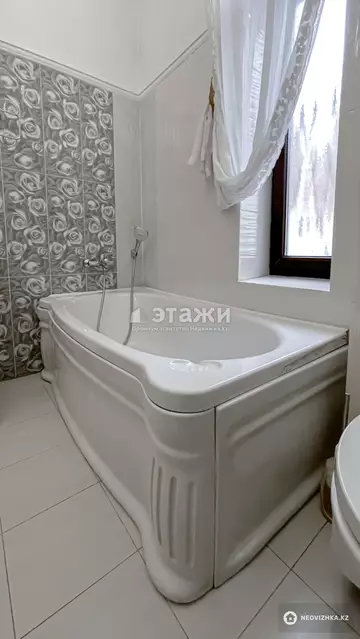 360 м², 7-комнатный дом, 7 соток, 360 м², изображение - 23