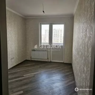 2-комнатная квартира, этаж 13 из 13, 42 м²