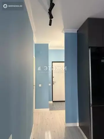 2-комнатная квартира, этаж 10 из 13, 42 м²