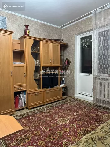 1-комнатная квартира, этаж 3 из 5, 38 м²