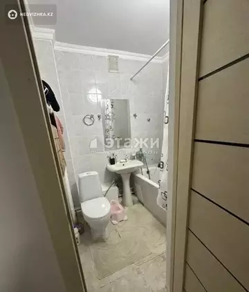 2-комнатная квартира, этаж 4 из 4, 45 м²