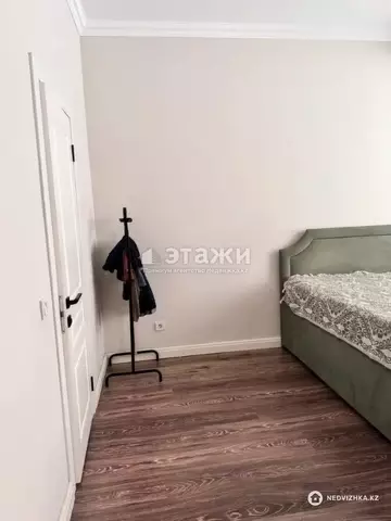 3-комнатная квартира, этаж 3 из 18, 87 м²