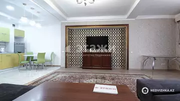 2-комнатная квартира, этаж 10 из 12, 75 м², на длительный срок