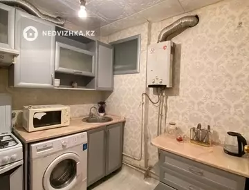 2-комнатная квартира, этаж 3 из 4, 55 м², посуточно