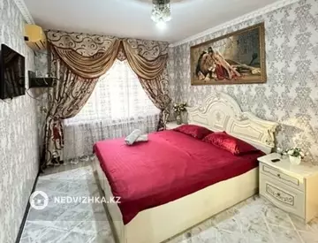 1-комнатная квартира, этаж 4 из 4, 35 м², по часам
