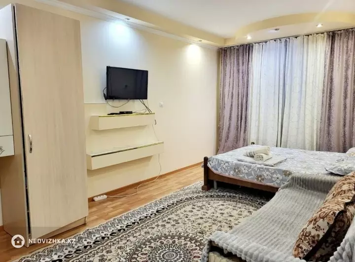 30 м², 1-комнатная квартира, этаж 1 из 4, 30 м², по часам, изображение - 1