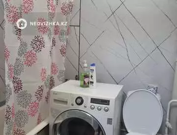 2-комнатная квартира, этаж 5 из 5, 40 м², посуточно
