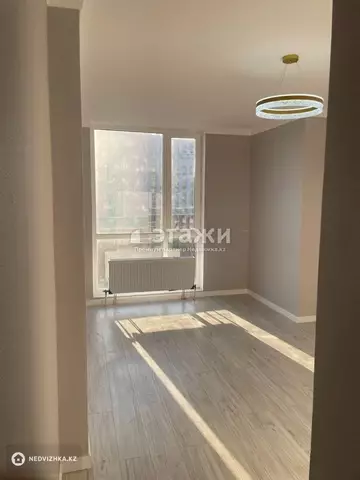 3-комнатная квартира, этаж 7 из 14, 55 м²