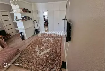1-комнатная квартира, этаж 4 из 17, 38 м²