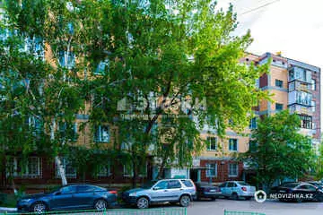 2-комнатная квартира, этаж 1 из 5, 50 м²