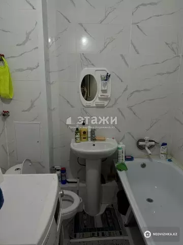 1-комнатная квартира, этаж 9 из 9, 38 м²