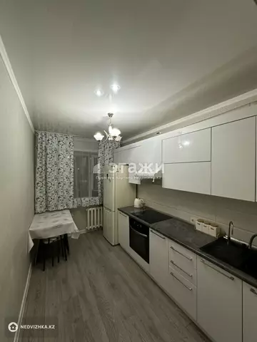 2-комнатная квартира, этаж 5 из 12, 64 м²