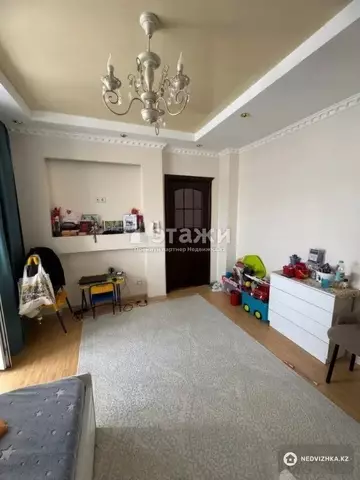 2-комнатная квартира, этаж 5 из 12, 52 м²